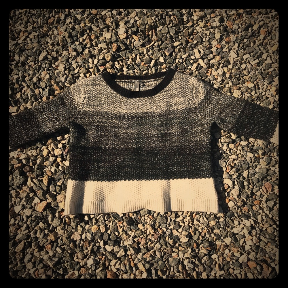 💯 Percent SI-IAE Cashmere Cropped Sweater